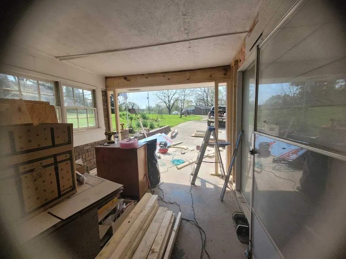 Air movers and dehumidifier for Water Mitigation Services in Corning